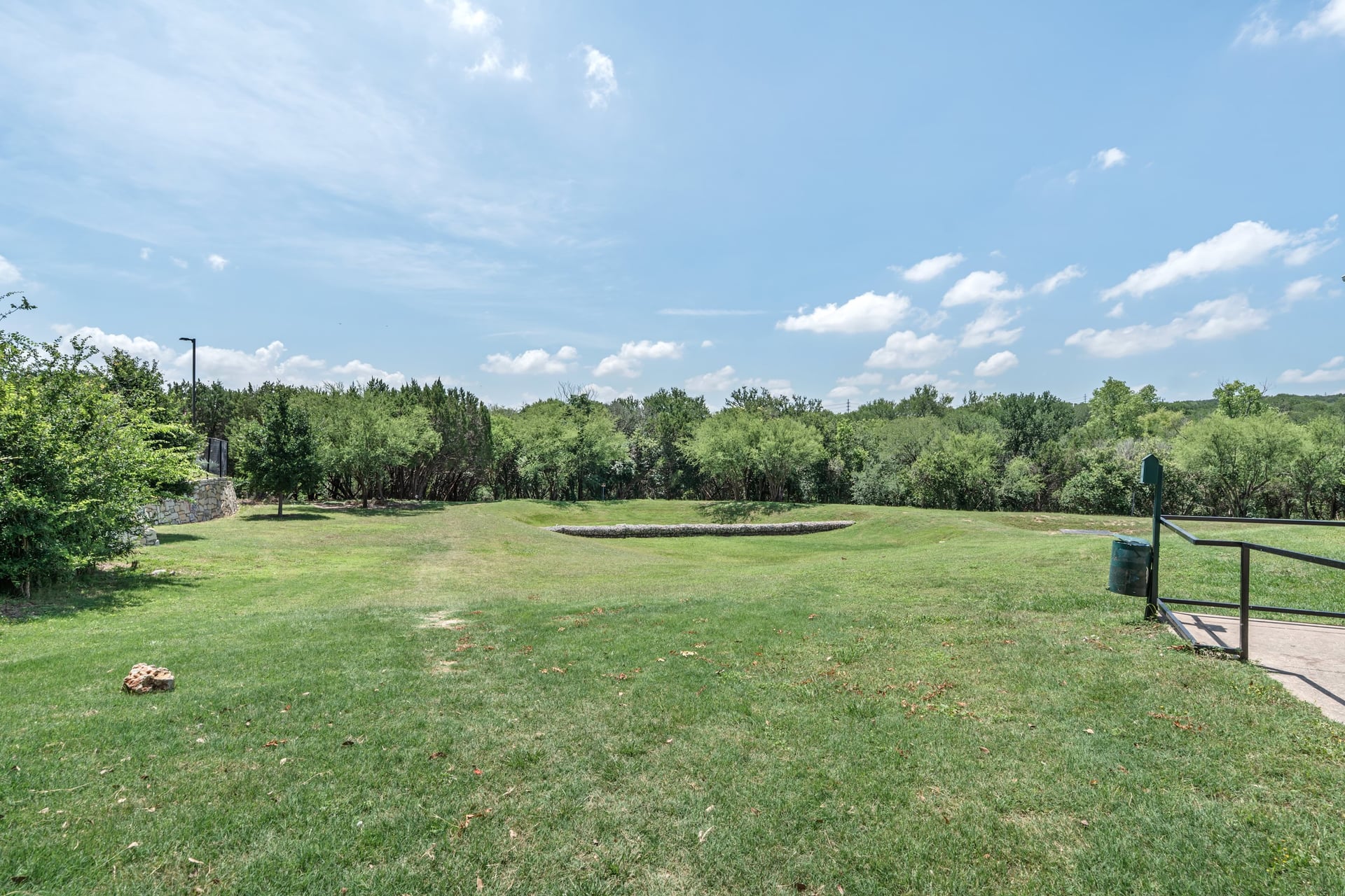 Douglas Landing — property & interiors